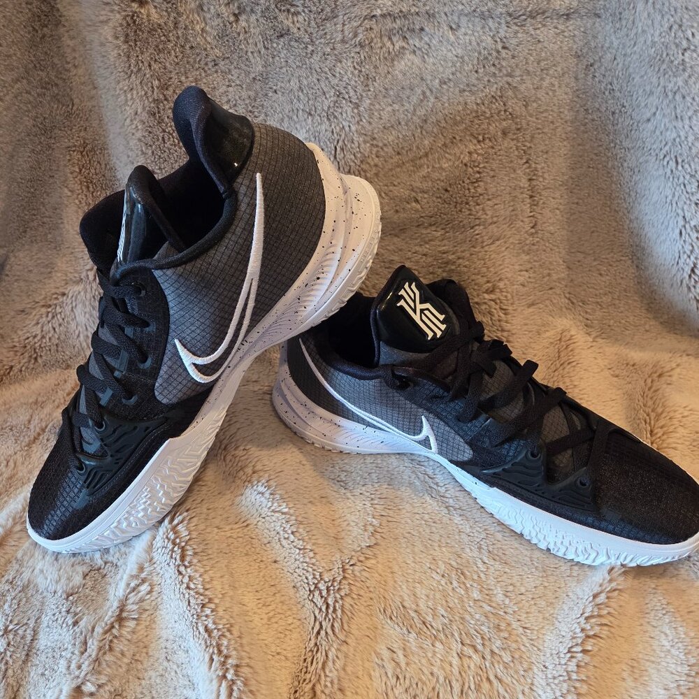 Men's Size 14 - Nike Kyrie 4 Low TB Black White Black (DM5041-001)